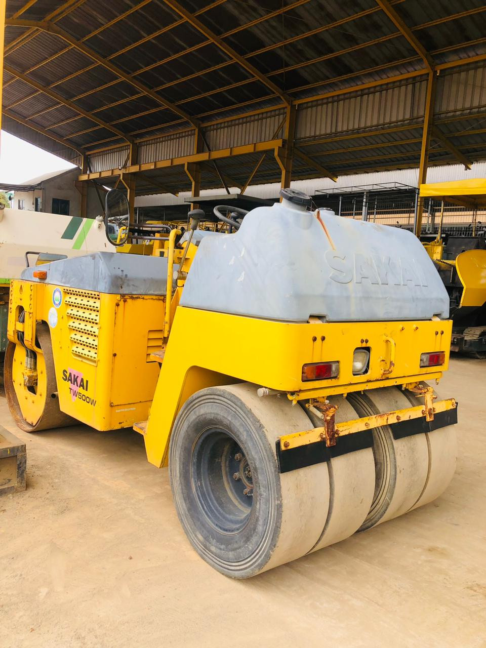 Sakai TW 500 W