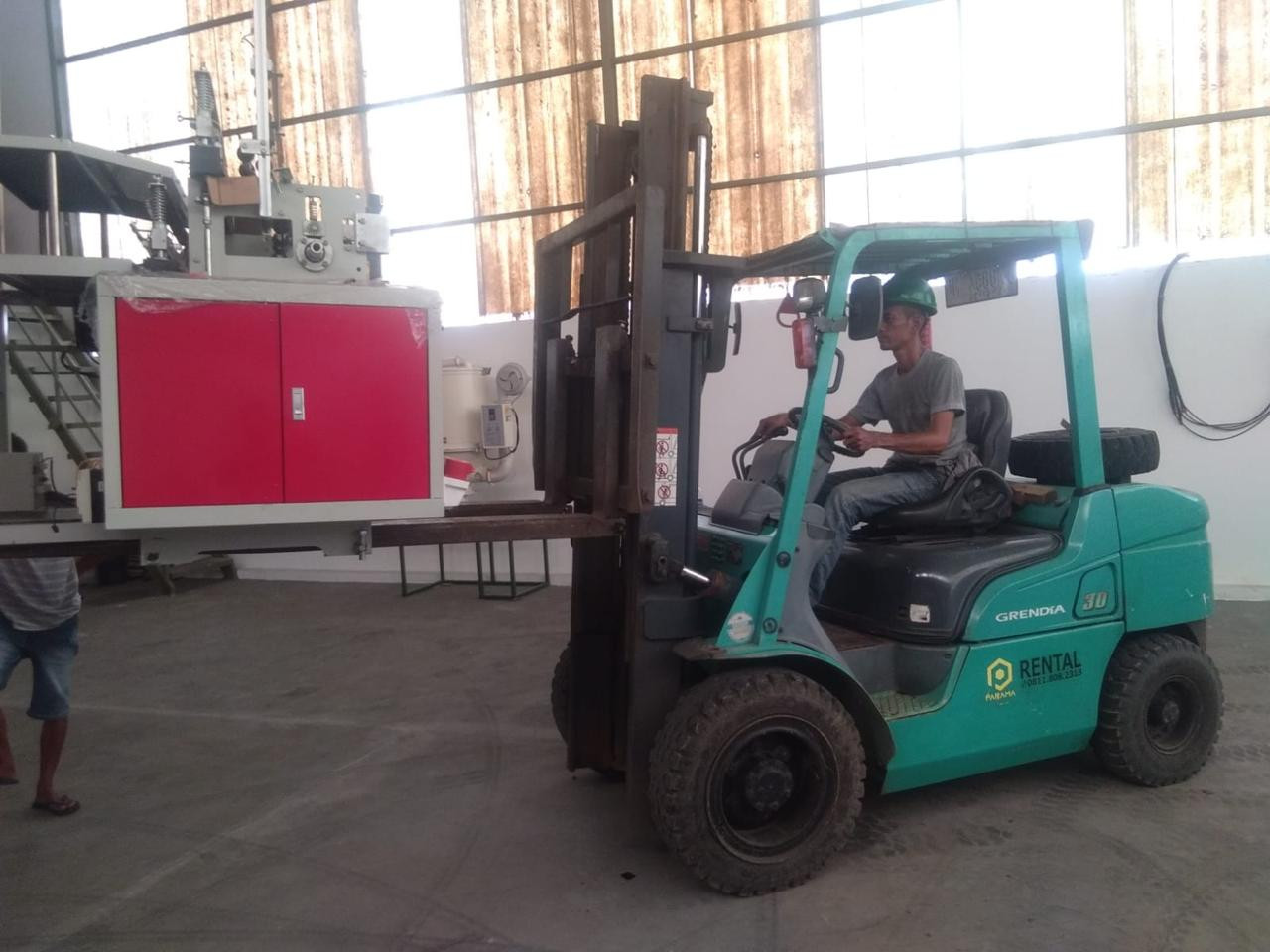 Sewa Forklift Jabodetabek