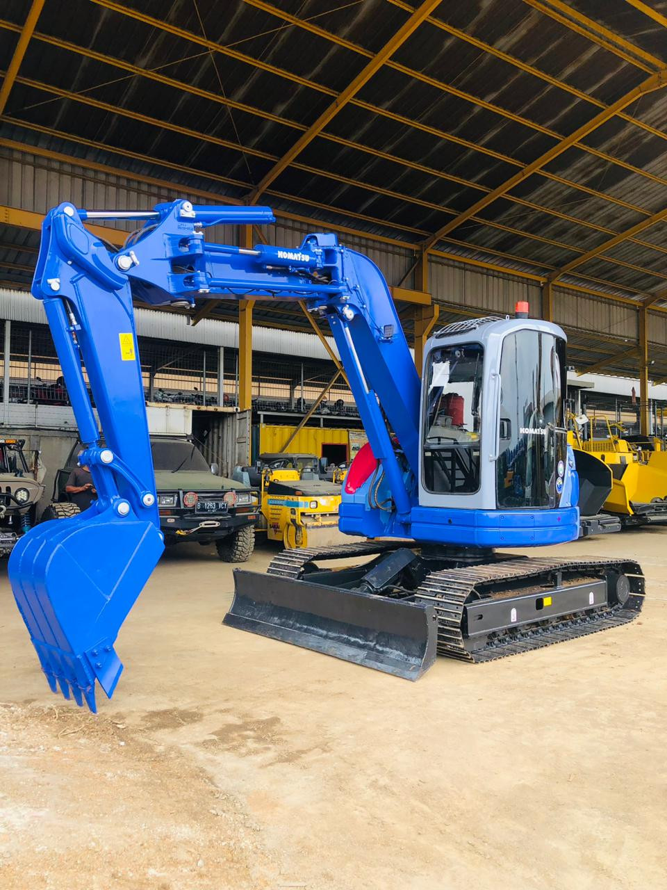 Komatsu Pc75 UU built up Jepang